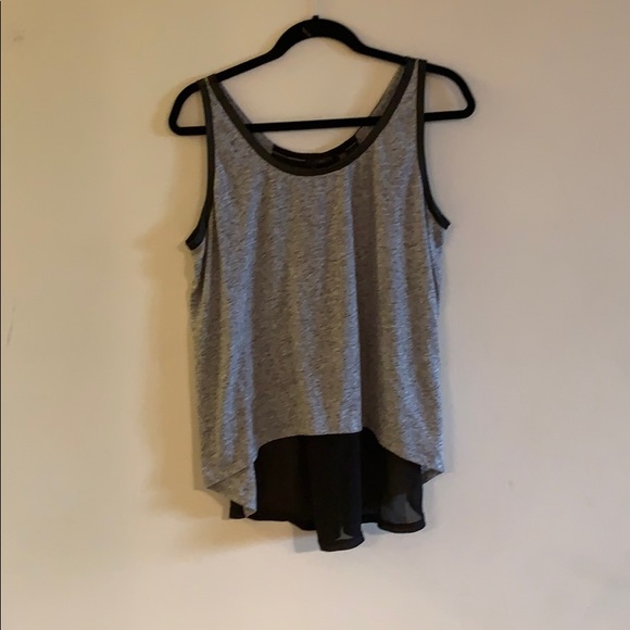 Gray tank top with a mesh black back - Picture 1 of 2